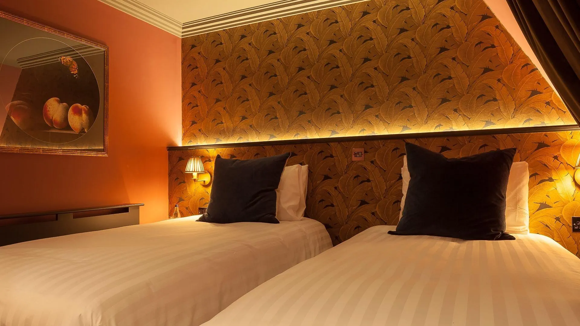 House Belfast Hotel