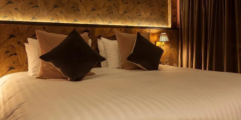 House Belfast Hotel