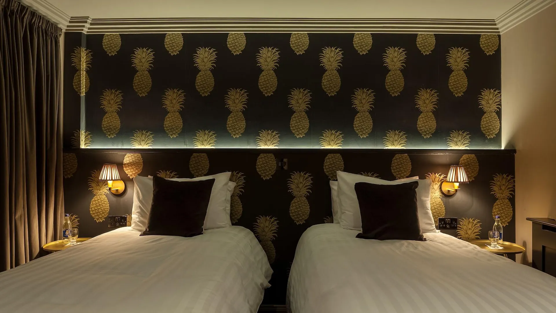 ***  House Belfast Hotel United Kingdom