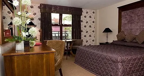 House Belfast Hotel 3*,